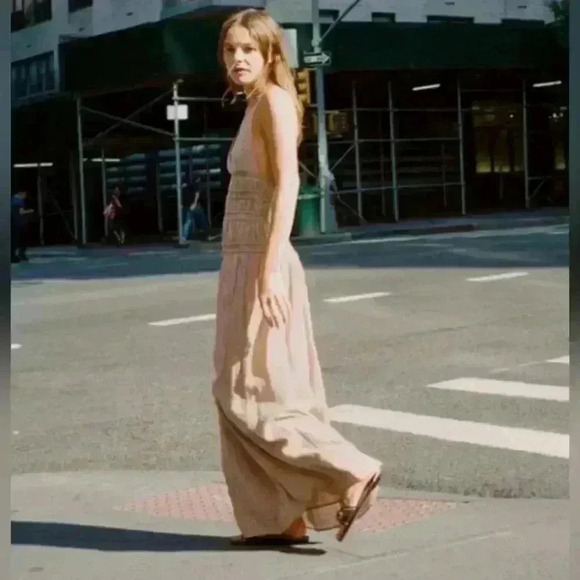 Zara Textured Midi Dress (small fits like medium) - Picture 3 of 5